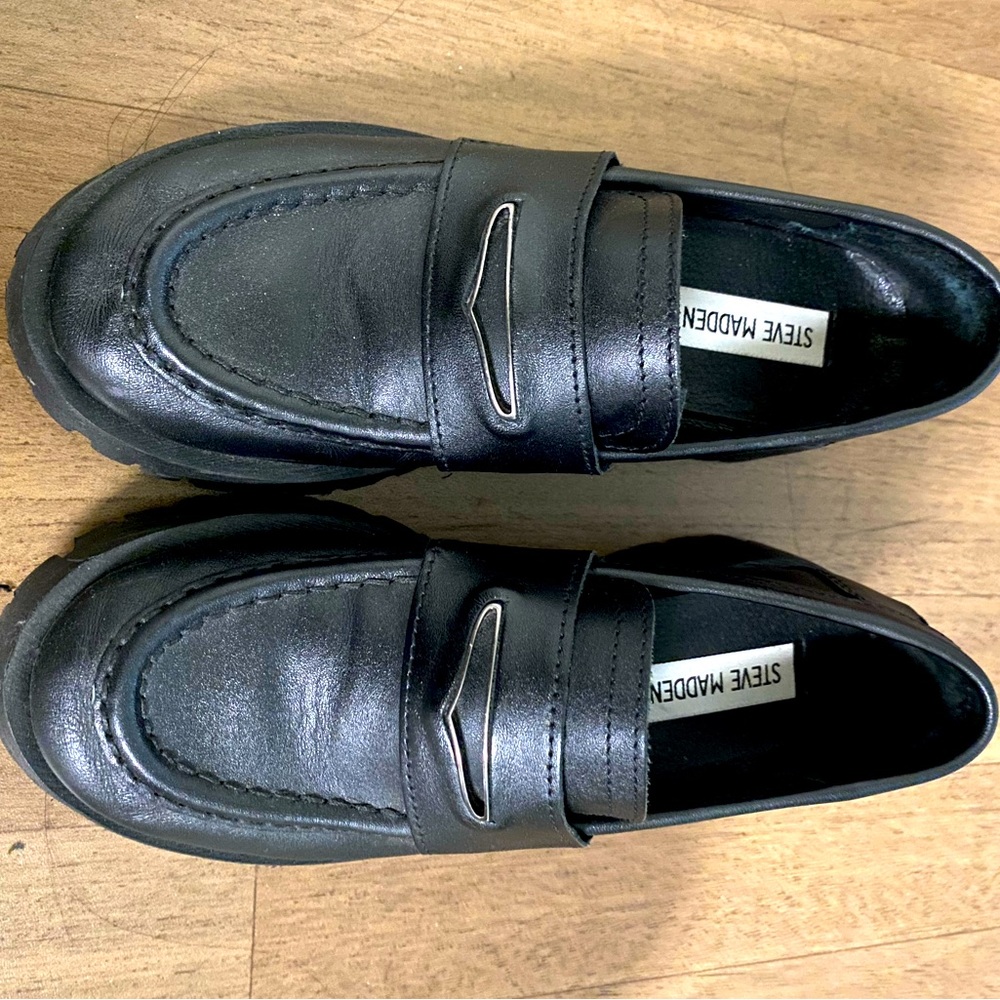 black steve madden loafers
